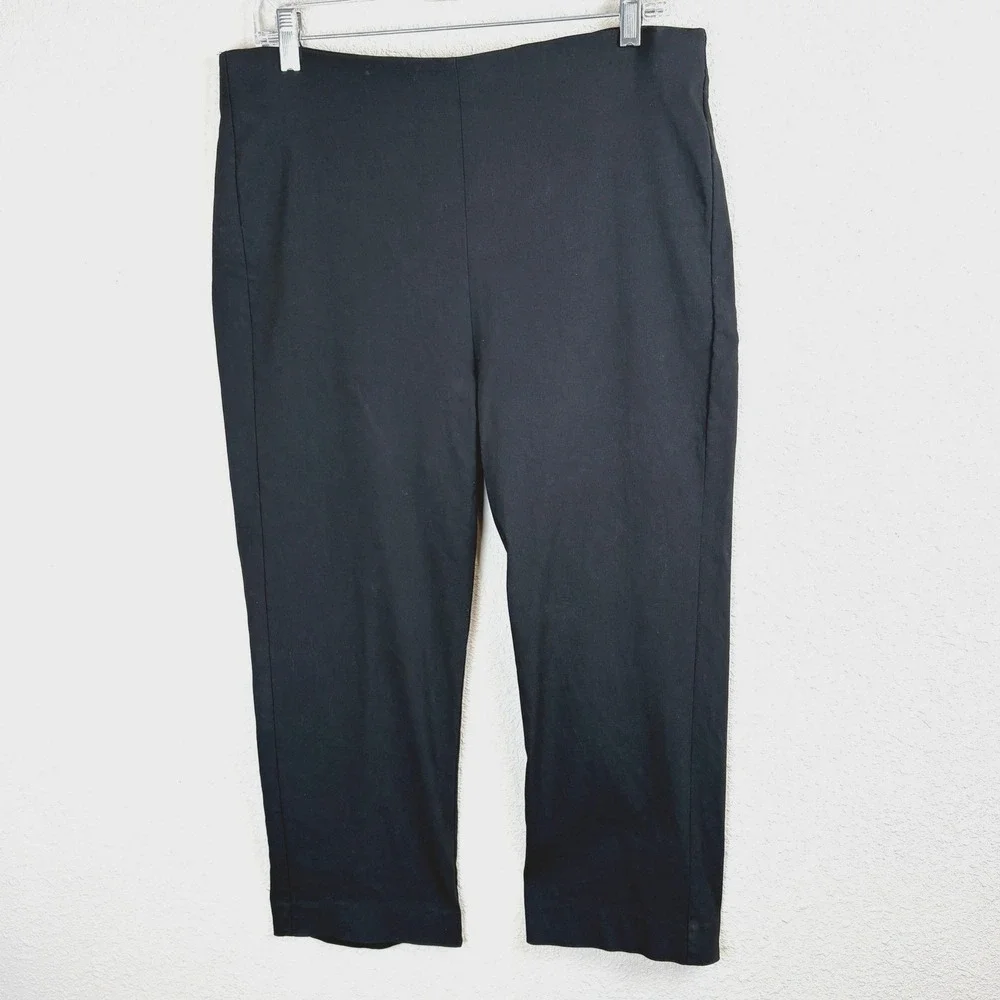 Chico's Black Stretch Straight Leg Capris Elastic Waist Chicos Size 2 US Size 12